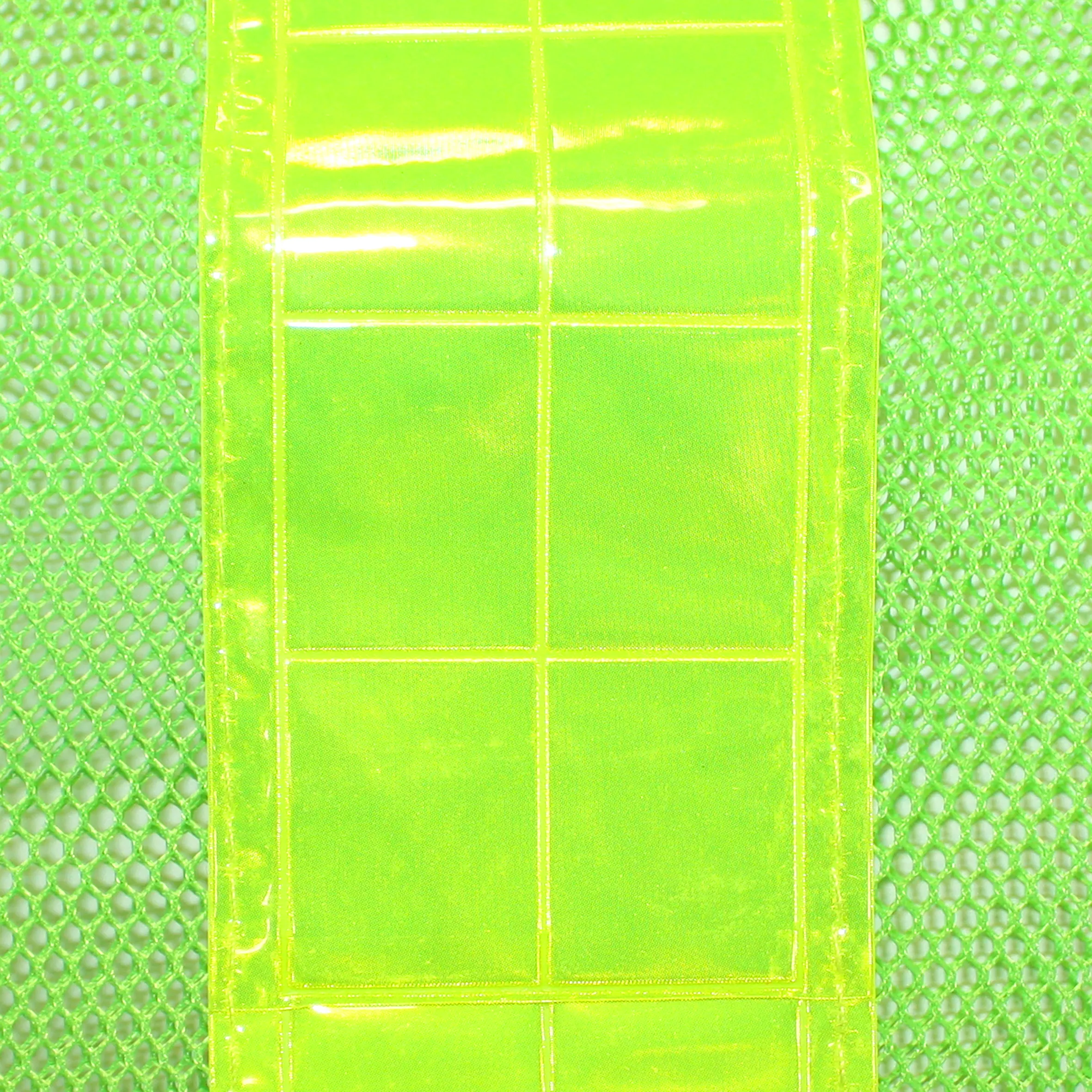 Chaleco de Malla Verde de Seguridad D1 - Imagen 2